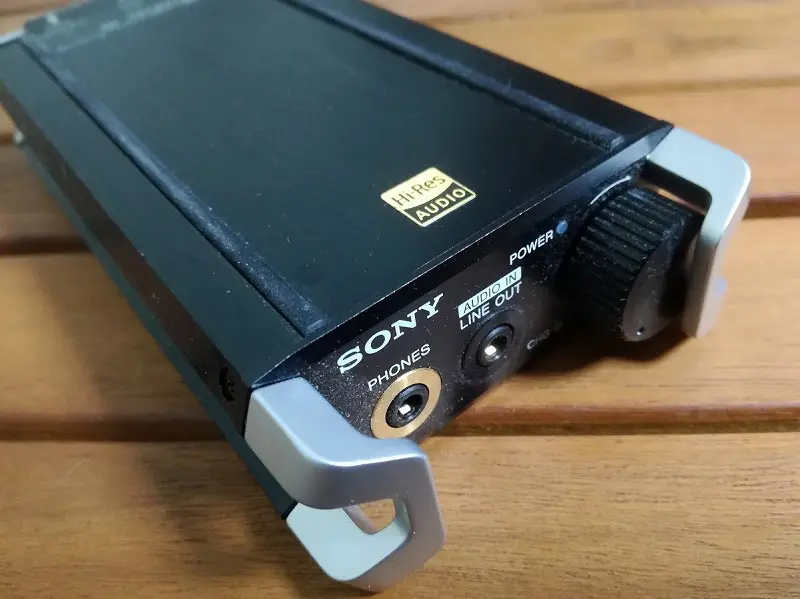 SONY - ポータブルアンプ Amazon.co.jp: ソニー ポータブルヘッドホンアンプ ハイレゾ対応