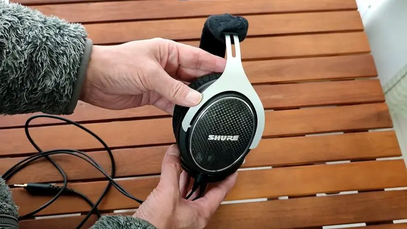 shure SRH1540 モニターヘッドホン Amazon.co.jp: SHURE 密閉型 プレミアム・スタジオ・ヘッドホン